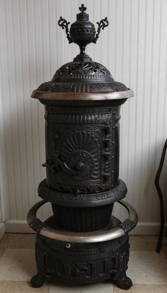 GREAT WESTERN CAST IRON STOVE MODEL