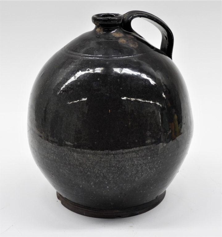 LG DARK GLAZE HANDLED REDWARE JUG 2995ca