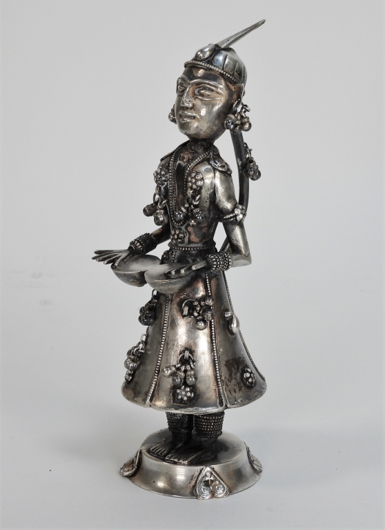SOUTH EAST ASIAN FIGURAL SILVER 299710