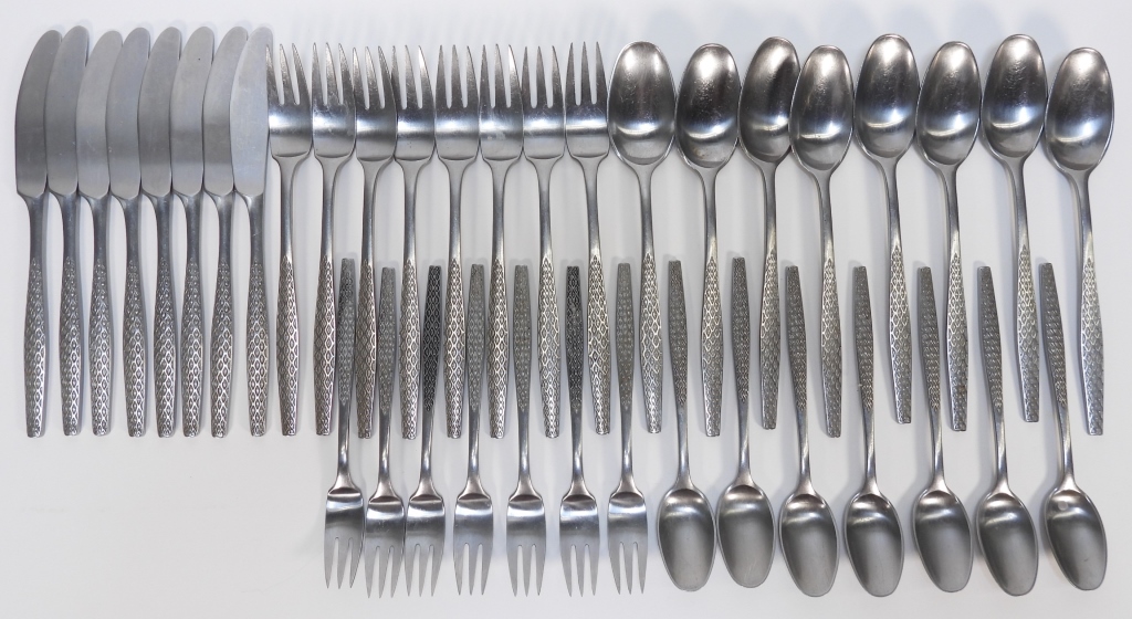 38PC JENS QUISTGAARD STAINLESS