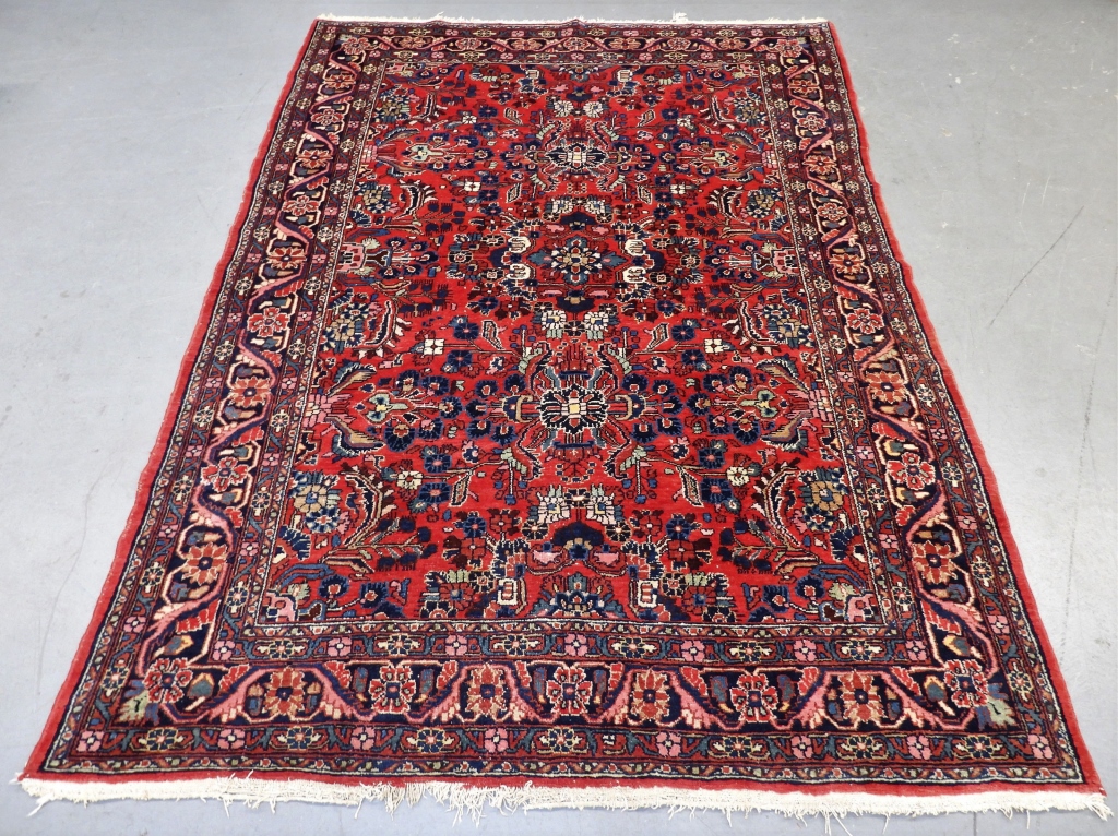 ANTIQUE PERSIAN HAMADAN RUG Middle