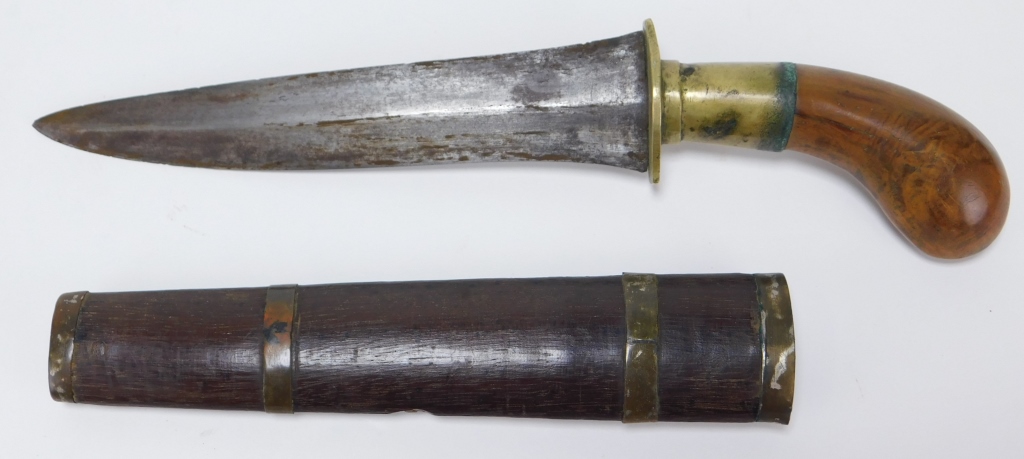 INDONESIAN DAGGER W/ SCABBARD Indonesia,Early