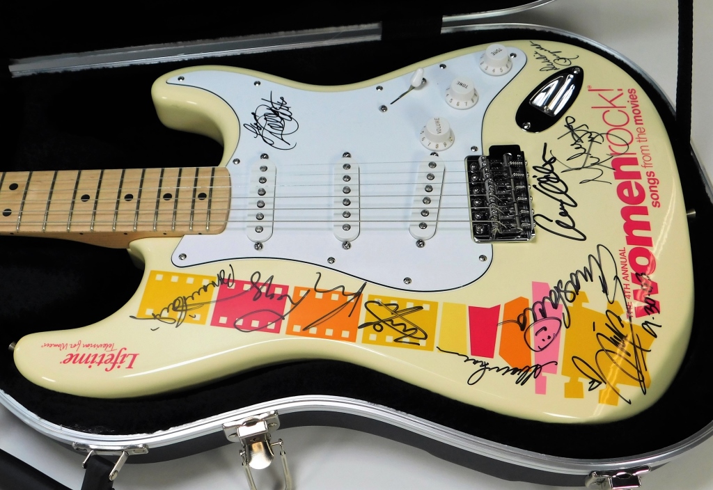 FENDER WOMEN ROCK 2003 AUTOGRAPHED 299c53