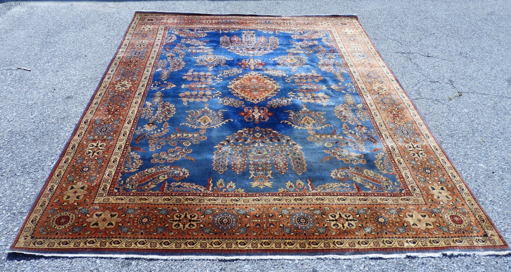 SEMI ANTIQUE ROOM SIZE RUG Middle