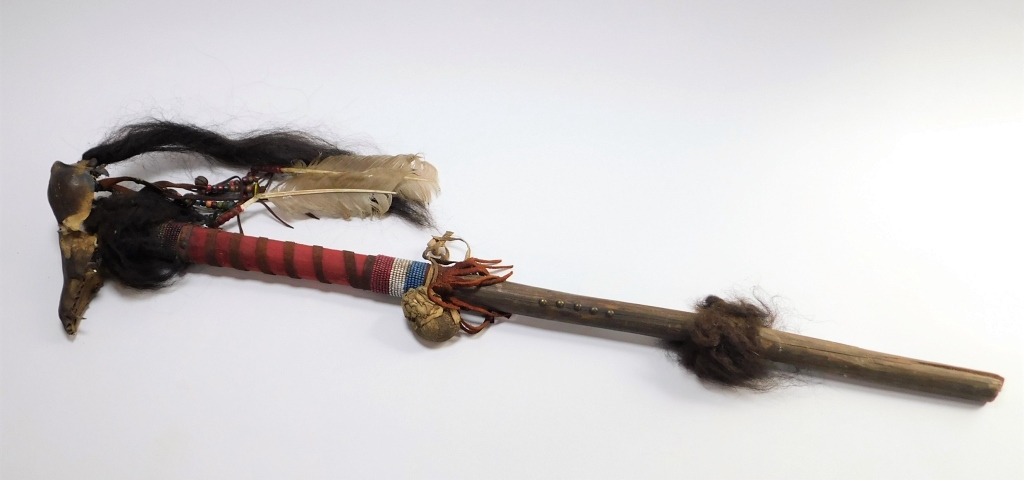 NATIVE AMERICAN SKULL TOP WAR CLUB United