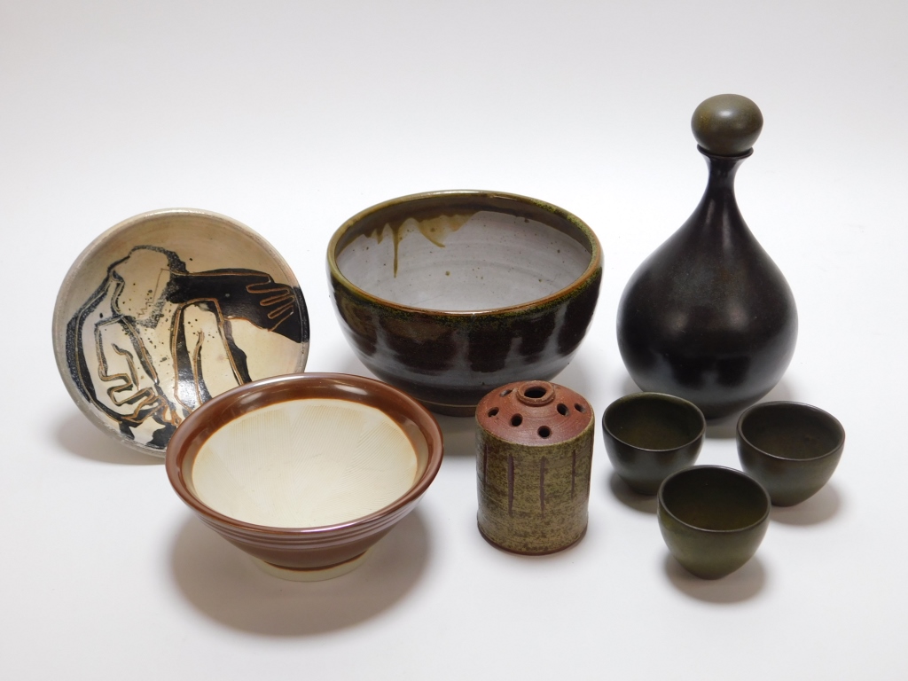 8PC AMERICAN & JAPANESE POTTERY