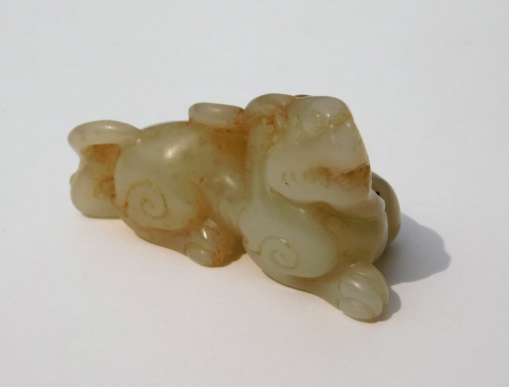 CHINESE QING DYNASTY CARVED JADE 29a01a