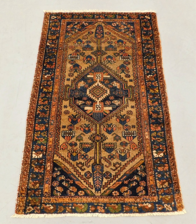 GEOMETRIC CAMEL HAIR HAMADAN CARPET