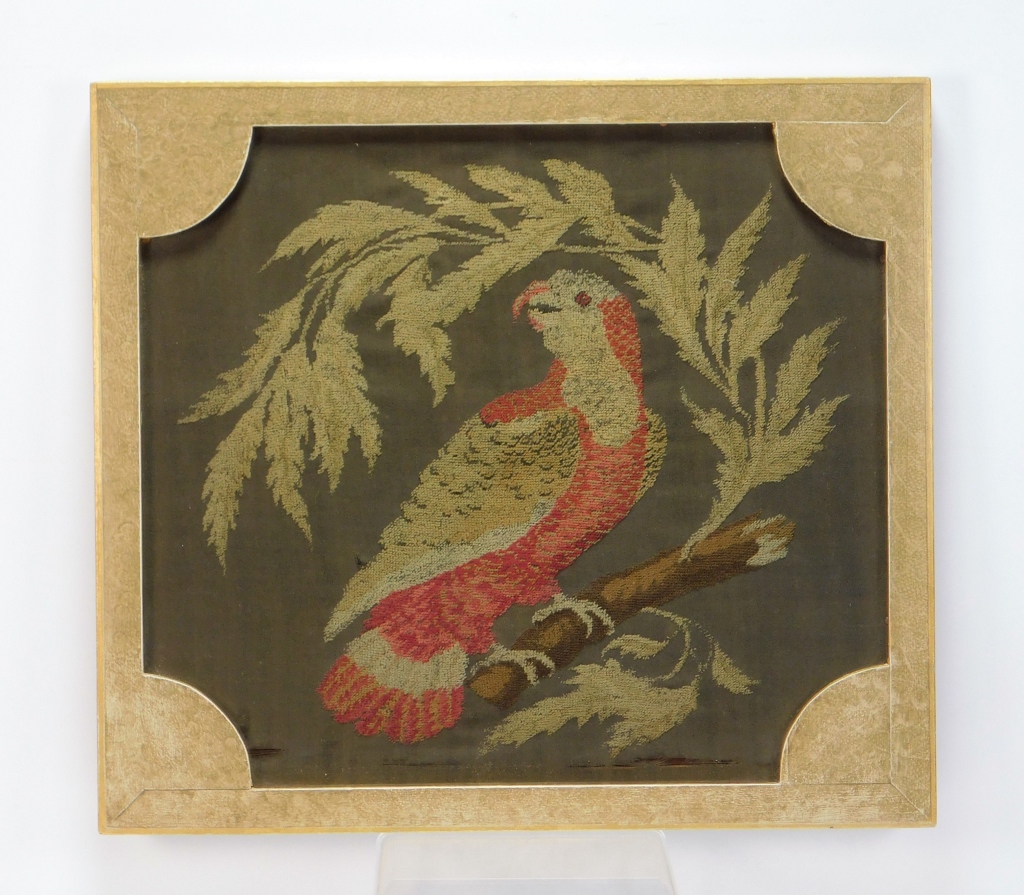 19C EUROPEAN EMBROIDERED PARROT 29a37a