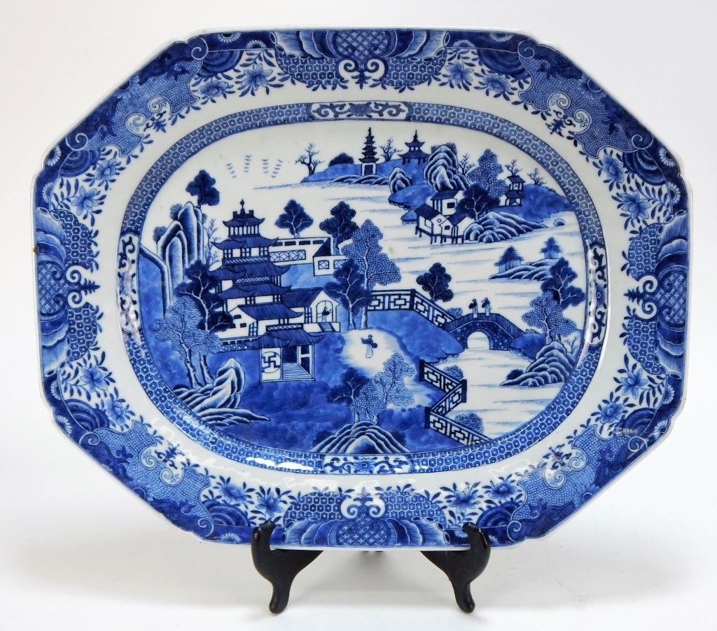 CHINESE NANKING BLUE AND WHITE