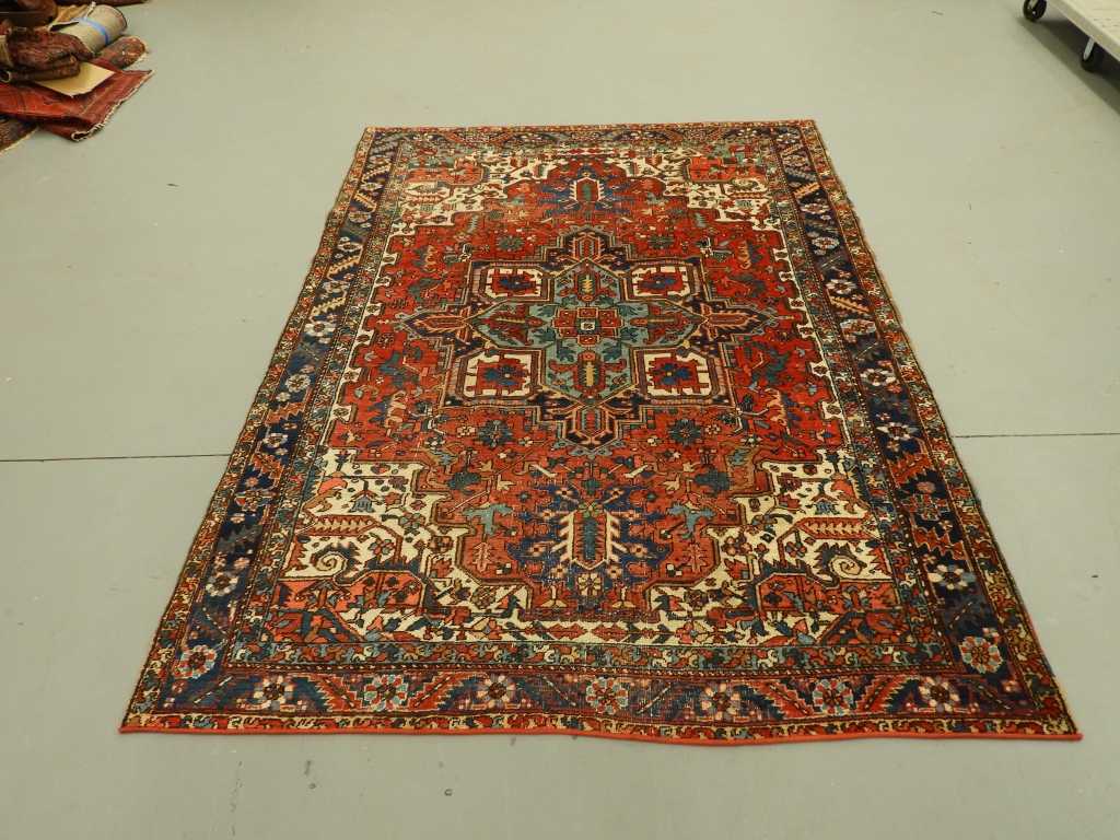 ESTATE RED WHITE BLUE HERIZ PERSIAN 29a760