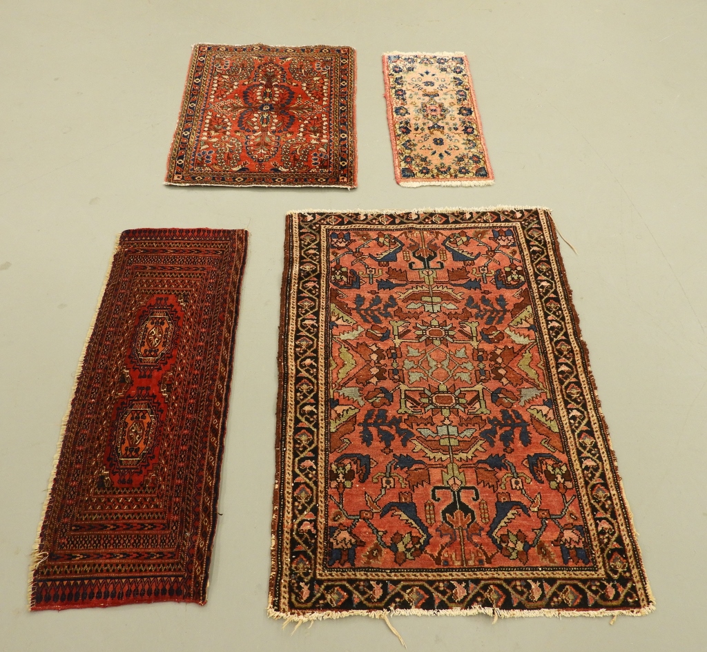 4 ANTIQUE HERIZ SAROUK BOHKARA