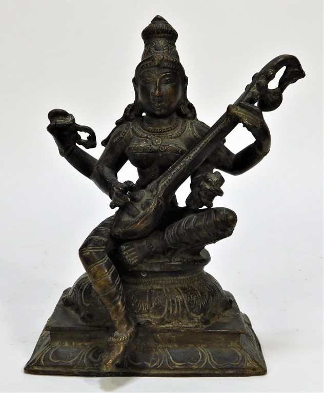 ANTIQUE INDIAN BRONZE FIGURE OF