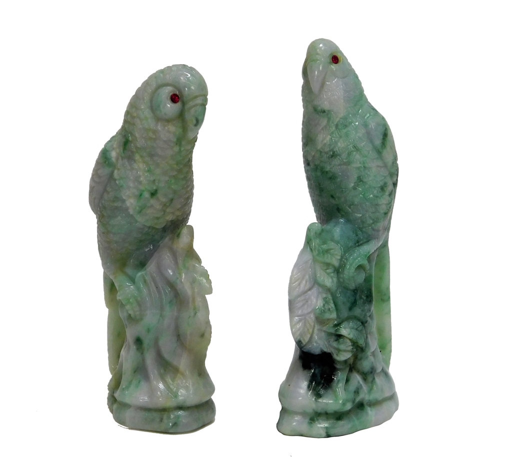 PR CHINESE CARVED JADEITE BIRD PARROT