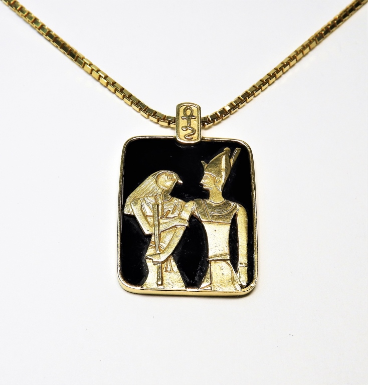 18K GOLD EGYPTIAN REVIVAL HORUS