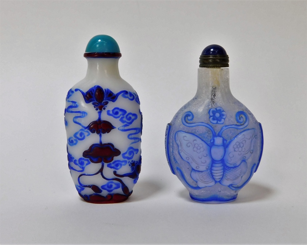 2PC CHINESE OVERLAY PEKING GLASS