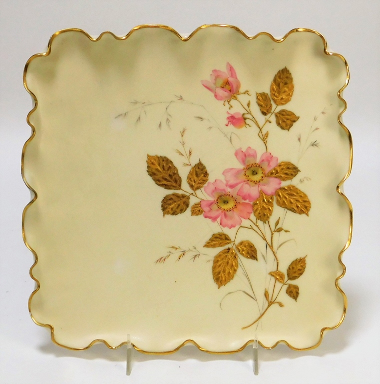 AMERICAN BELLEEK SQUARE CHERRY