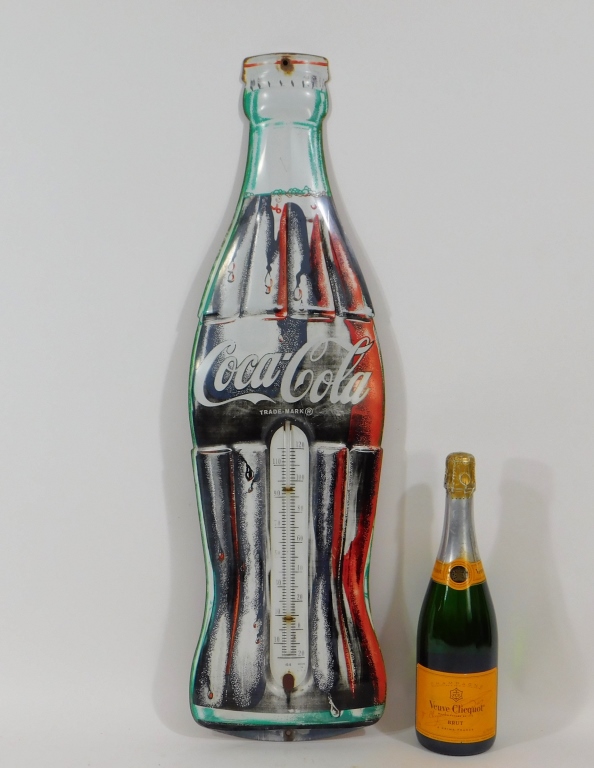 COCA COLA BOTTLE TIN ADVERTISING 29bd53