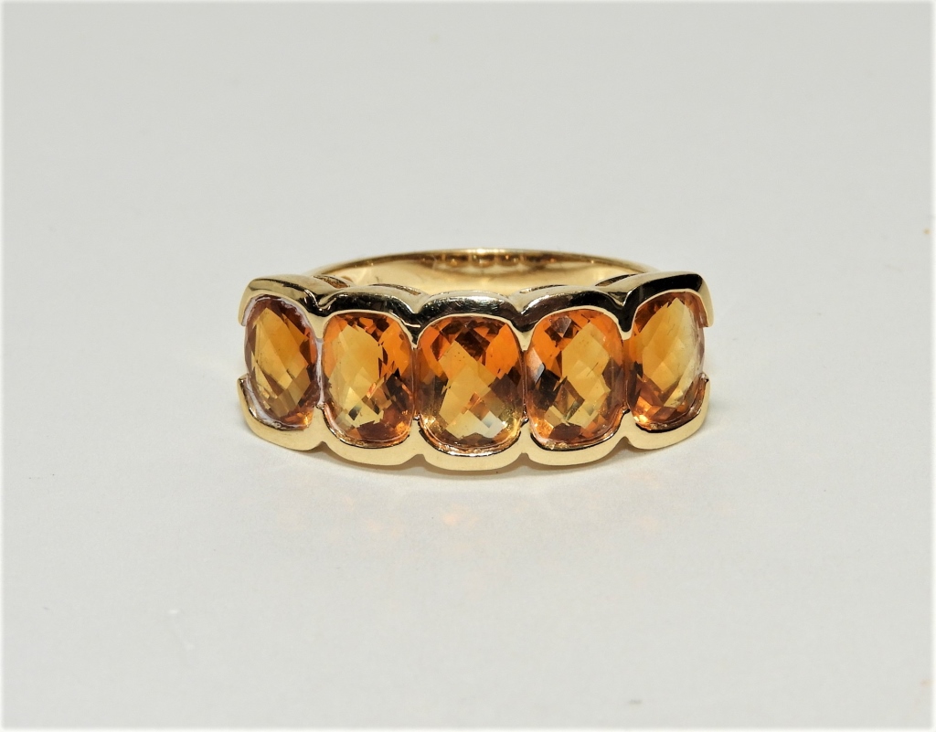 14KT YELLOW GOLD OVAL CITRINE LADY'S