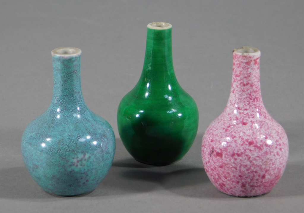 3 MINIATURE CHINESE GLAZED PORCELAIN