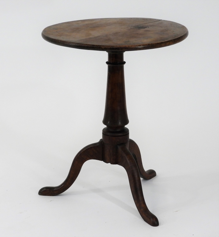 19C NEW ENGLAND TIGER MAPLE CANDLESTAND 29c468