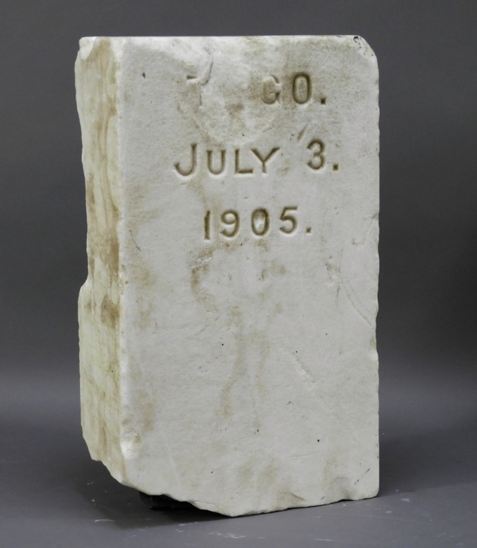 1905 WHITE MARBLE PET CEMETERY 29c512