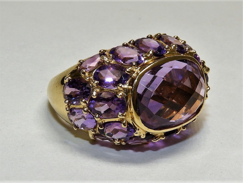 LADIES 14K YELLOW GOLD & AMETHYST