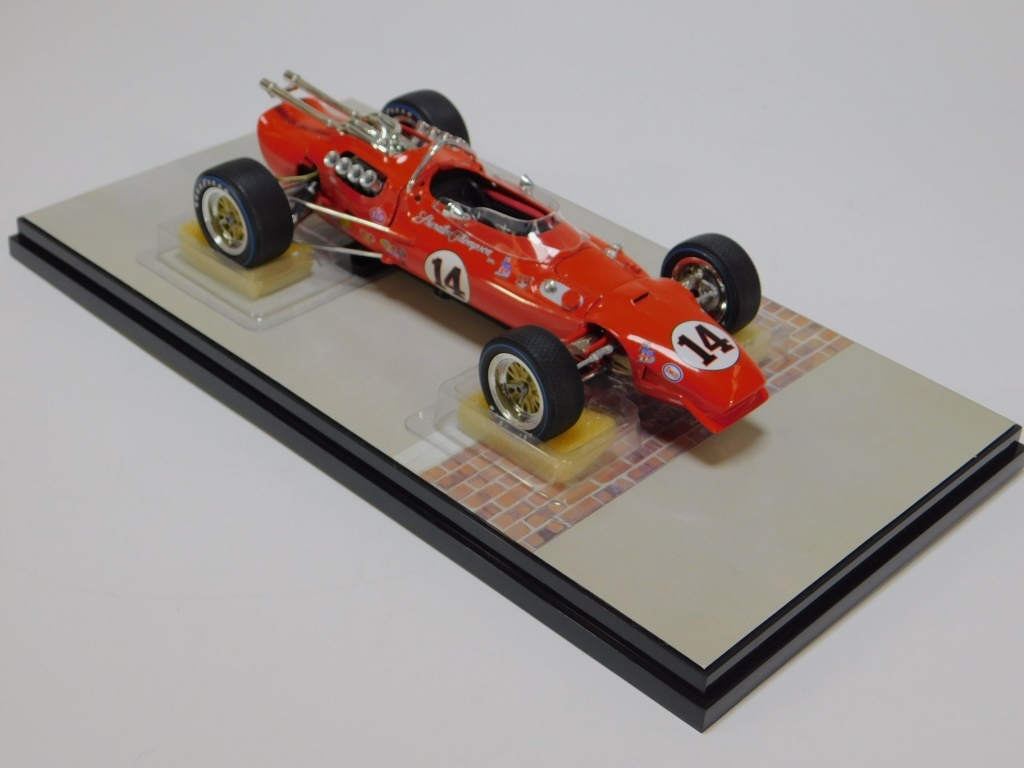 CAROUSEL 1 1:18 1967 INDY 500 COYOTE