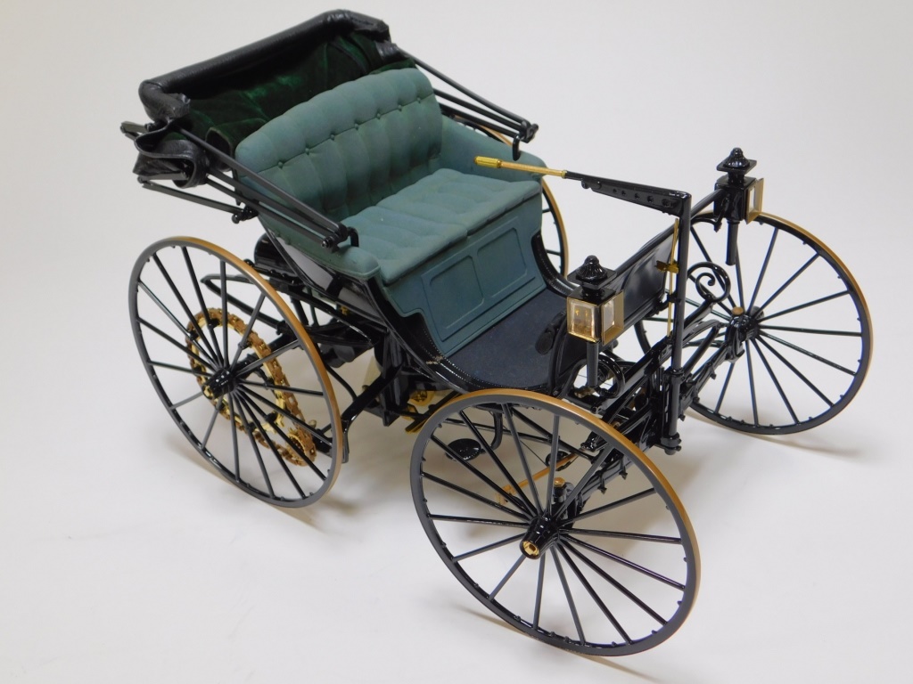 FRANKLIN MINT 1:8 1893 DURYEA DIECAST