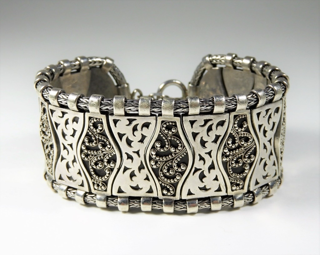 FINE ARABESQUE MOORISH STERLING