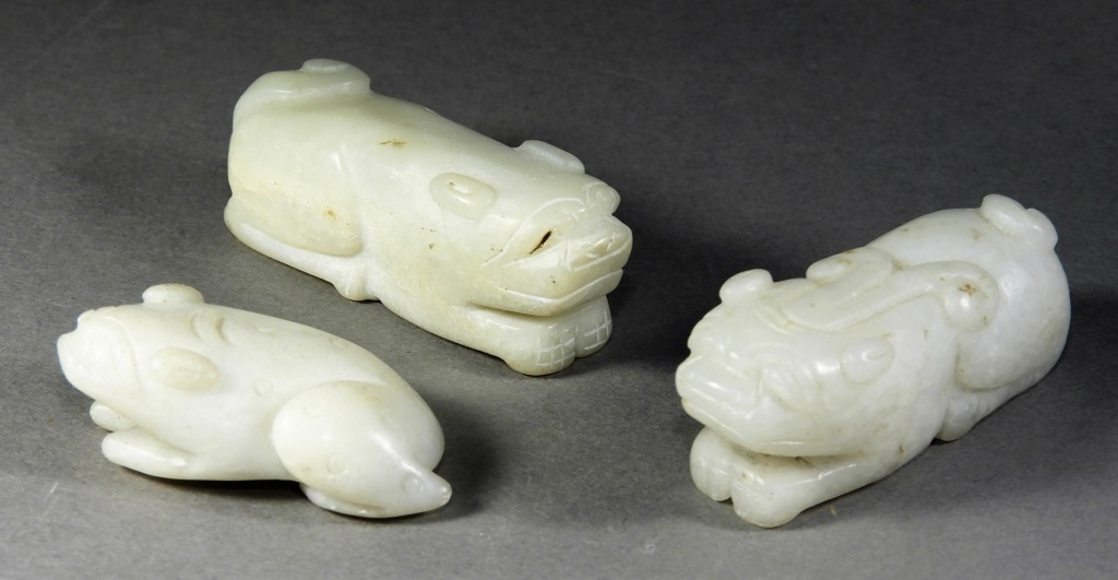 3PC CHINESE WHITE JADE FROG FOO 29cb1f