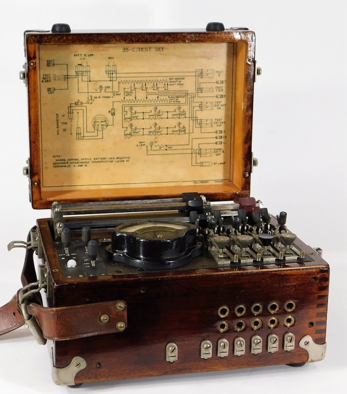 WESTERN ELECTRIC WOOD CASE 35-C LINEMAN