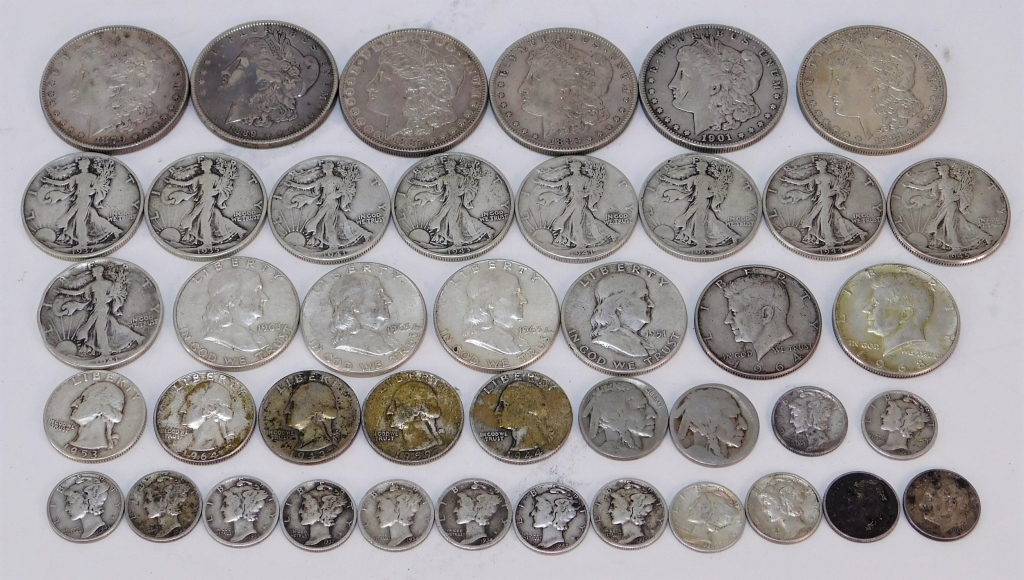 37 AMERICAN SILVER MORGAN DOLLAR