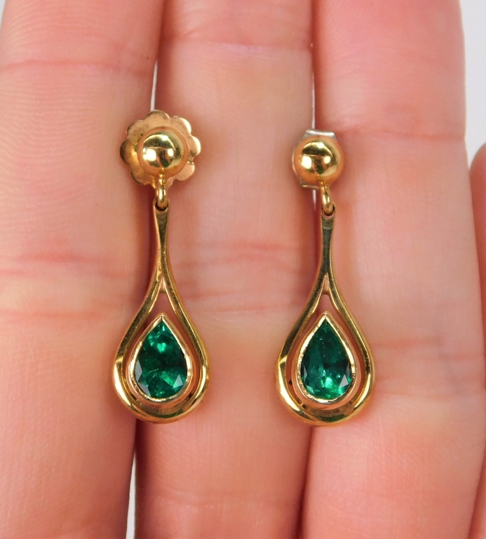 18K GOLD CHANNEL SET PEAR SHAPE 29a94c