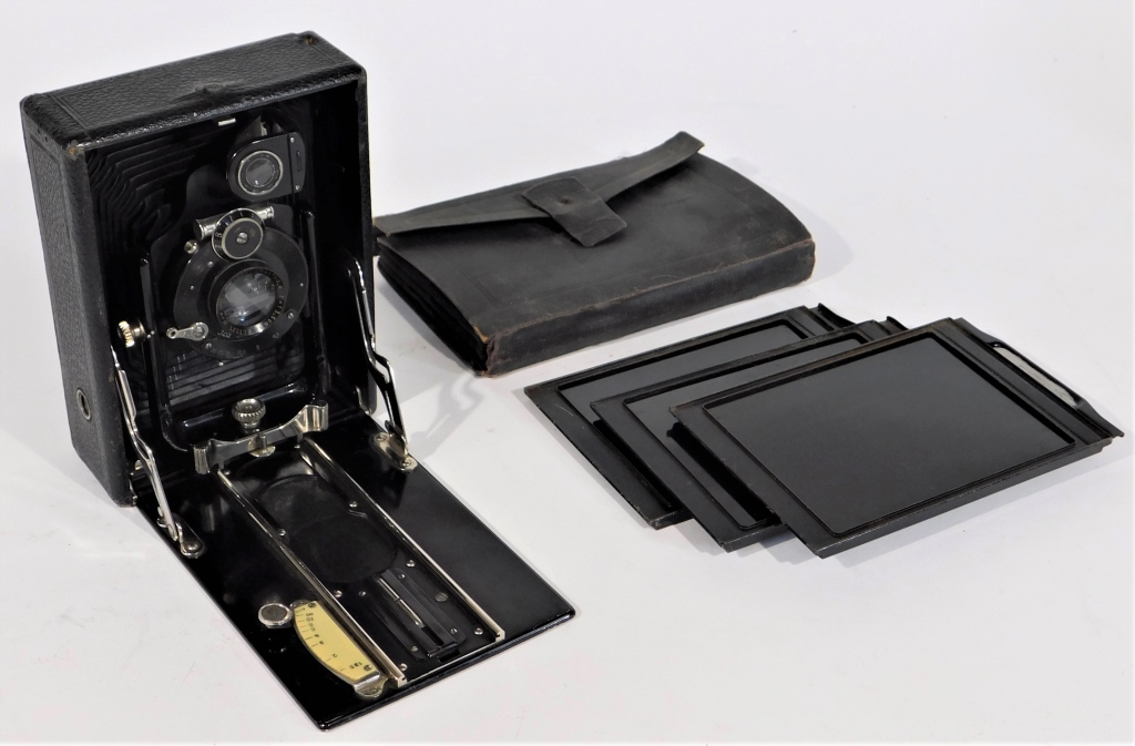 ICA VOLTA 9X12 FOLDING PLATE CAMERA