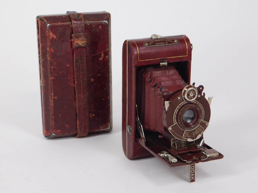 KODAK VEST POCKET REDBREAST VANITY