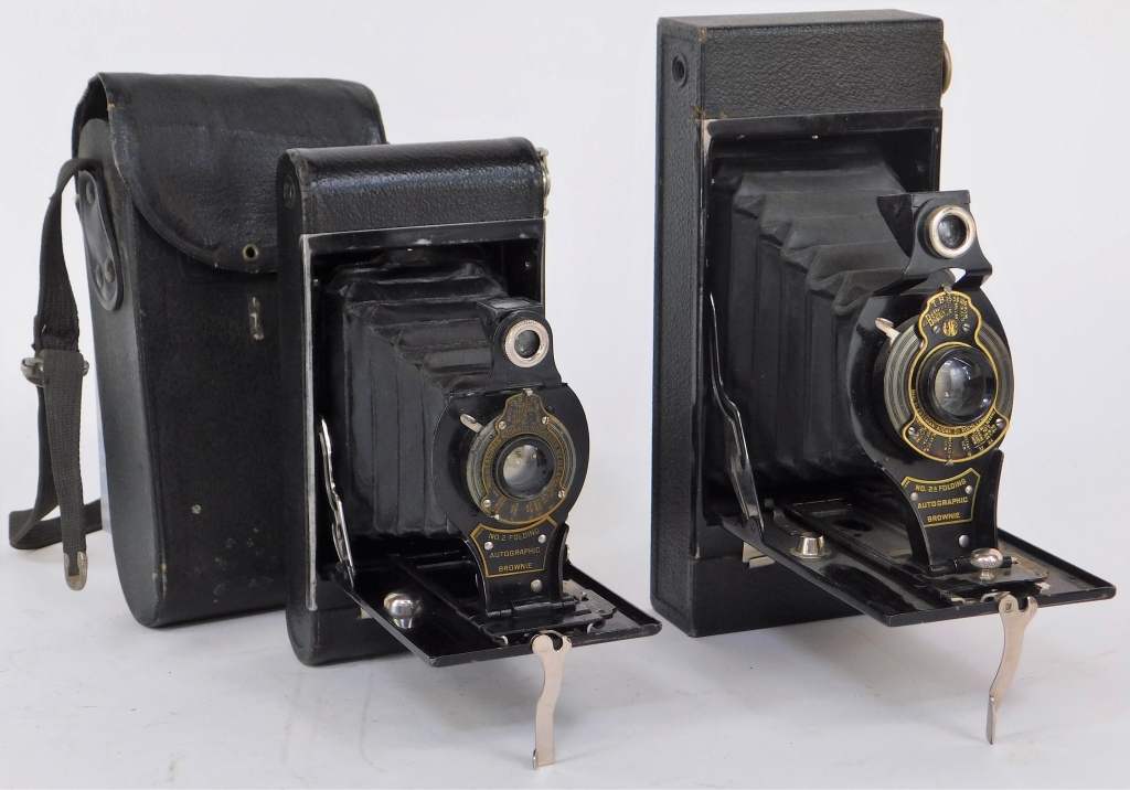 LOT OF 2 KODAK NO 2 FOLDING BROWNIE 29aaf3