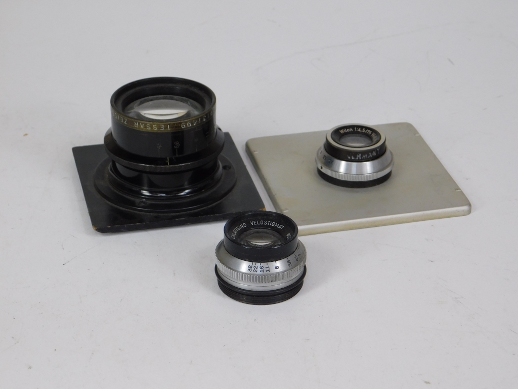 LOT OF 3 LENSES 5 Lot of 3 lenses  29ab6e