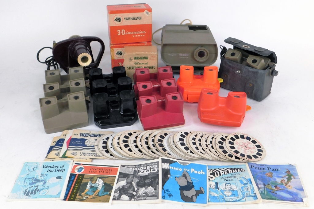 LOT OF 14 VIEWMASTER VIEWERS AND 29ac41