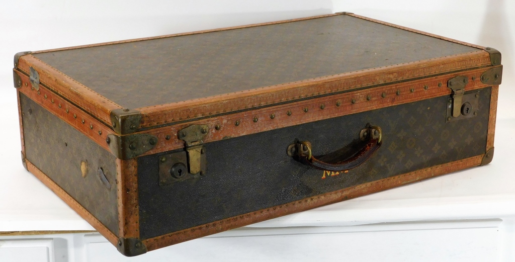 VINTAGE LOUIS VUITTON HARD CASE SUITCASE