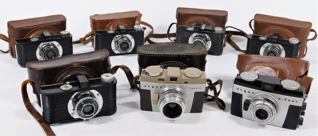 GROUP OF 7 ARGUS 35MM CAMERAS Group 29add4