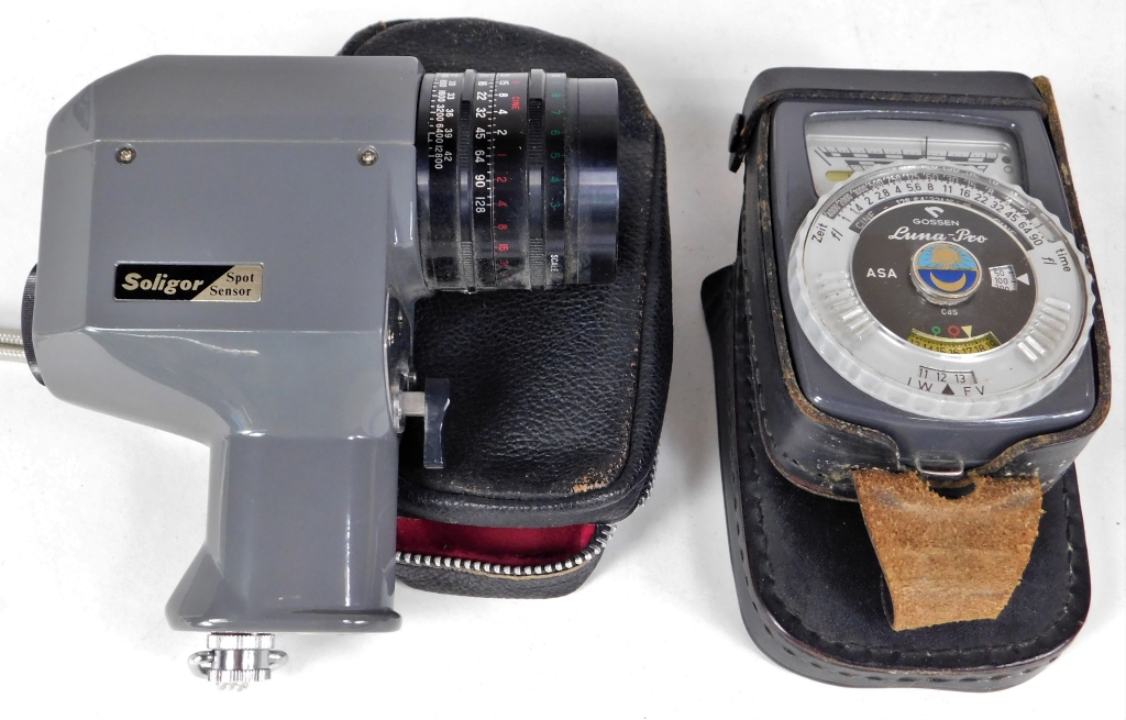 GROUP OF 2 VINTAGE EXPOSURE METERS