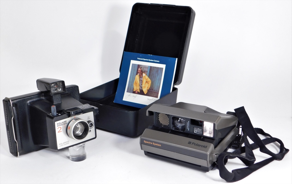 GROUP OF 2 POLAROID INSTANT CAMERAS