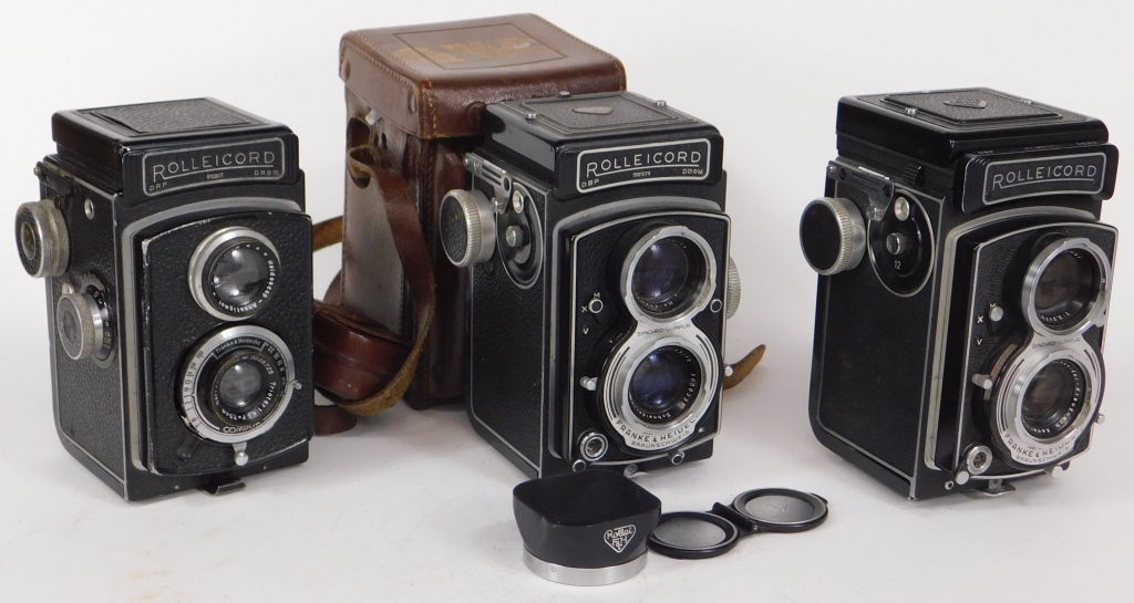 GROUP OF 3 ROLLEICORD TLR CAMERAS 29b0ce