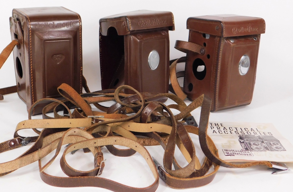 GROUP OF 3 ROLLEIFLEX LEATHER CASES 29b0f1