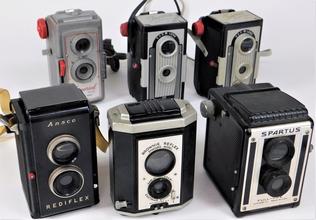 GROUP OF 6 TLR CAMERAS 2 Group 29b116