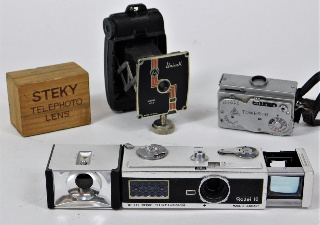 GROUP OF 3 SUBMINIATURE CAMERAS 29b13a