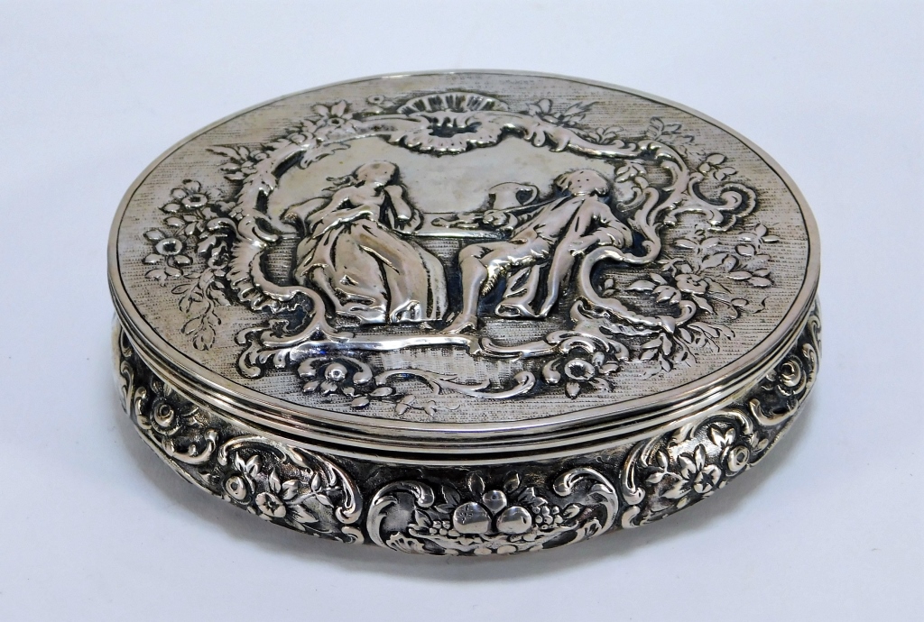 CONTINENTAL SILVER REPOUSSE COURTING 29b256