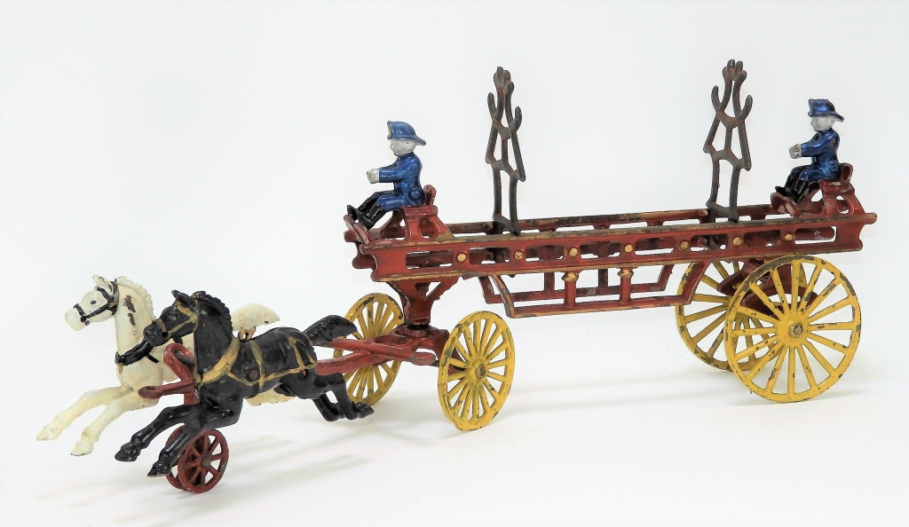 KENTON CAST IRON HORSE DRAWN FIRE