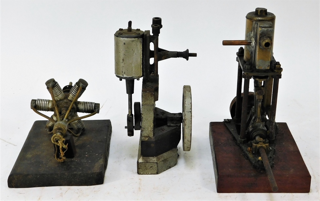 3 ANTIQUE AMERICAN STEAM PUMPS 29b3d0